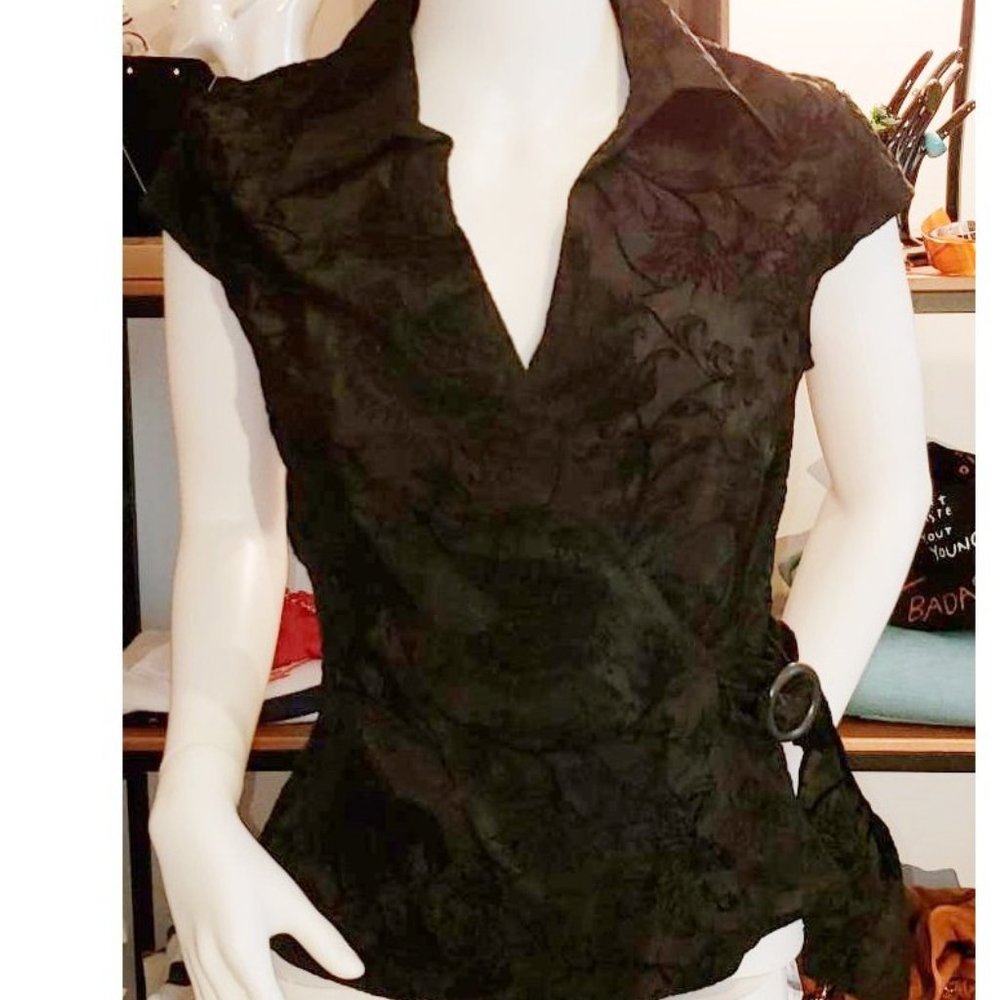 2 FOR 10$ NWOT Steilmann black peplum top blouse with embroidery small-xs